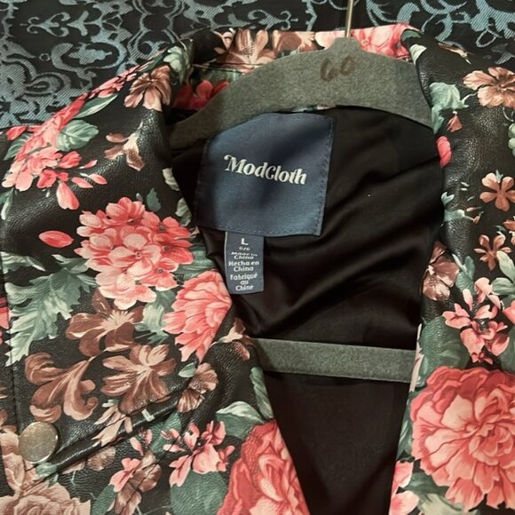 Modcloth Floral Leather Jacket - Black and Pink, size large, very nice - Picture 3 of 8